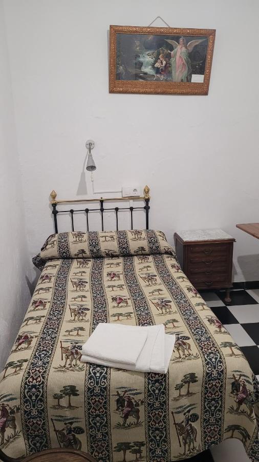 Chambre Simple avec Salle de Bains Commune