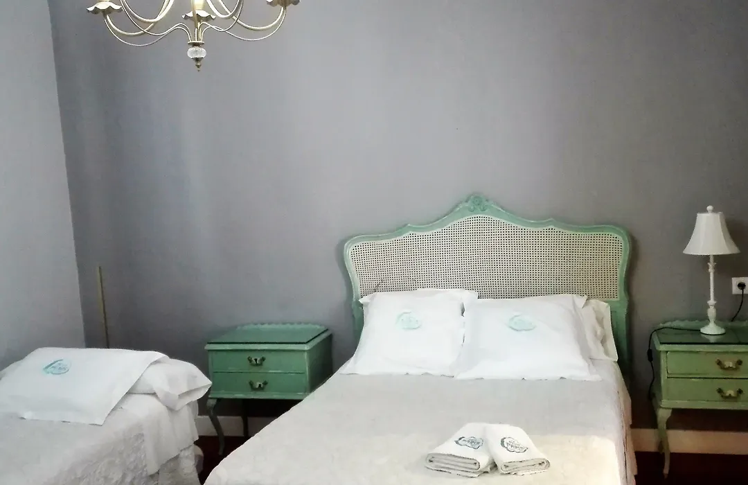 Le Petit Paris-1